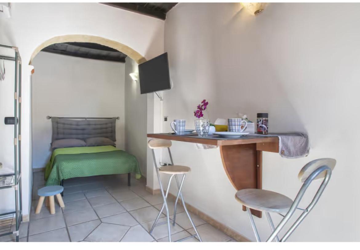 Sestrahome Le 3 Casette Free Parking Сассарі Екстер'єр фото